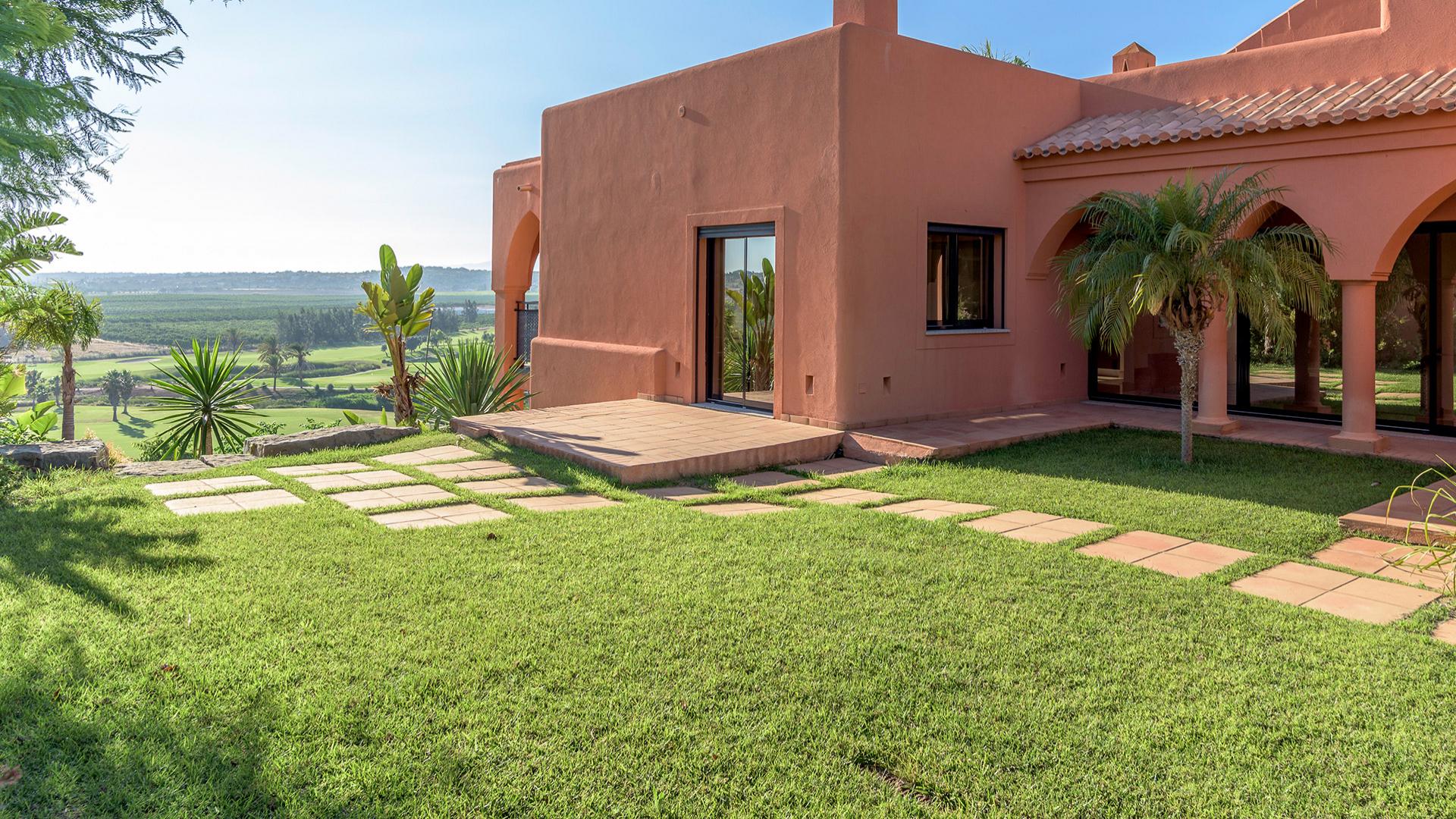 Real Estate: o que saber antes de comprar casa no Algarve