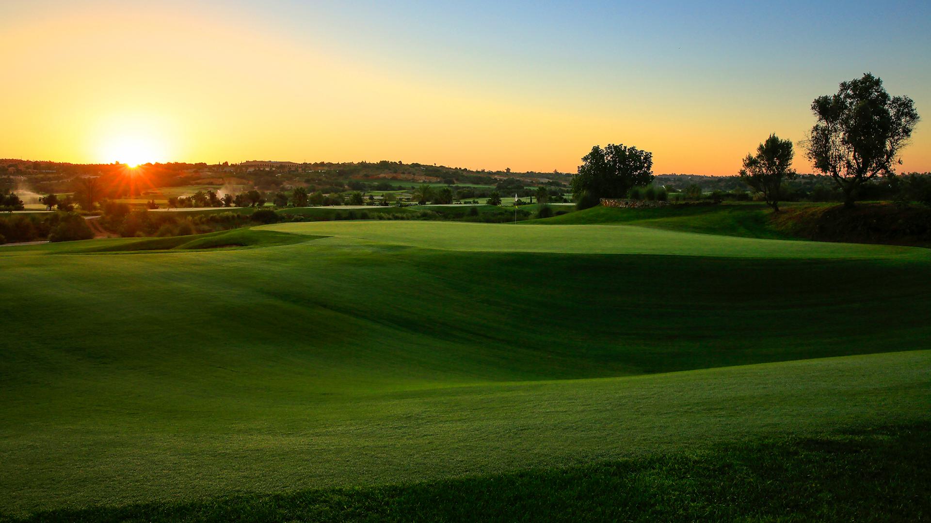 Débutant au golf ? Venez à Amendoeira Golf Resort