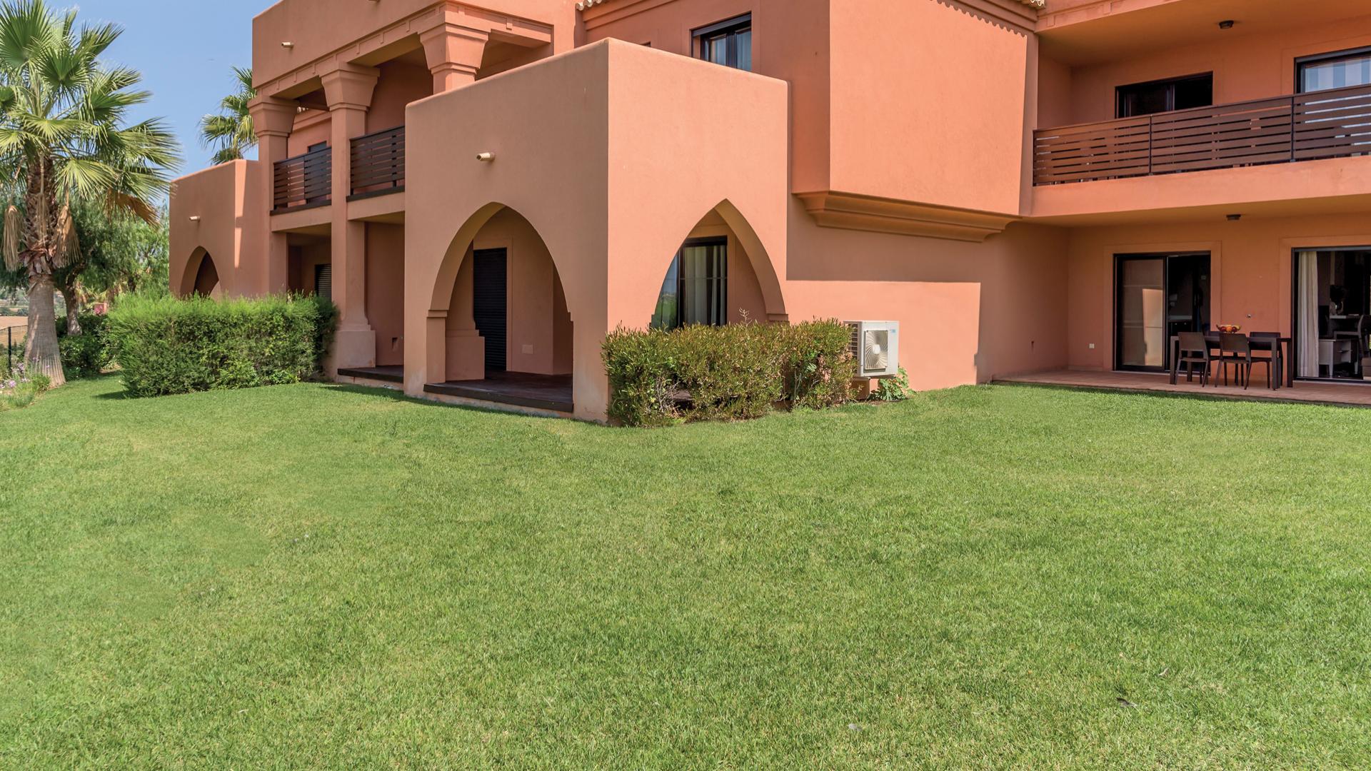 Segurança e privacidade no seu novo apartamento no Algarve!