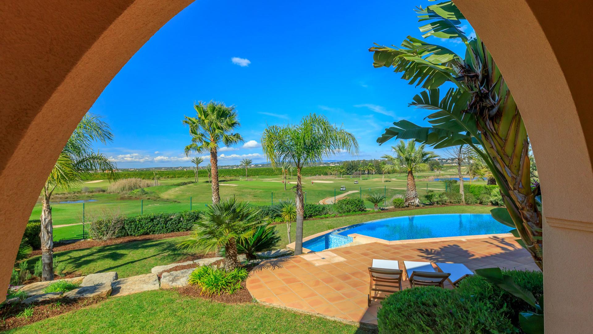 Assista à reportagem sobre o Amendoeira na TVI!