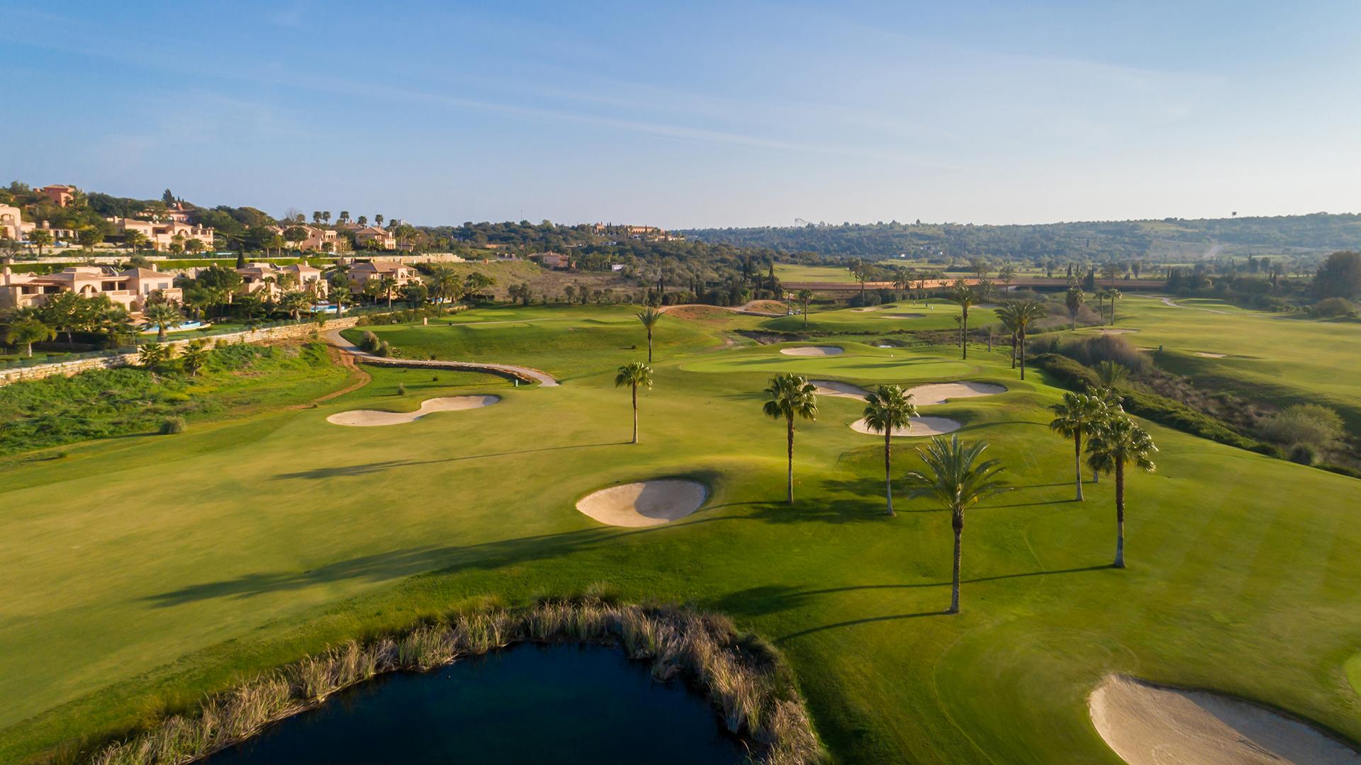 Amendoeira no Top 100 Resorts de Golfe Europeus